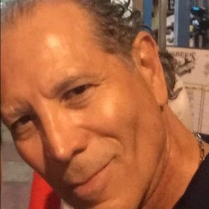 Meet your Posher, Ramiro